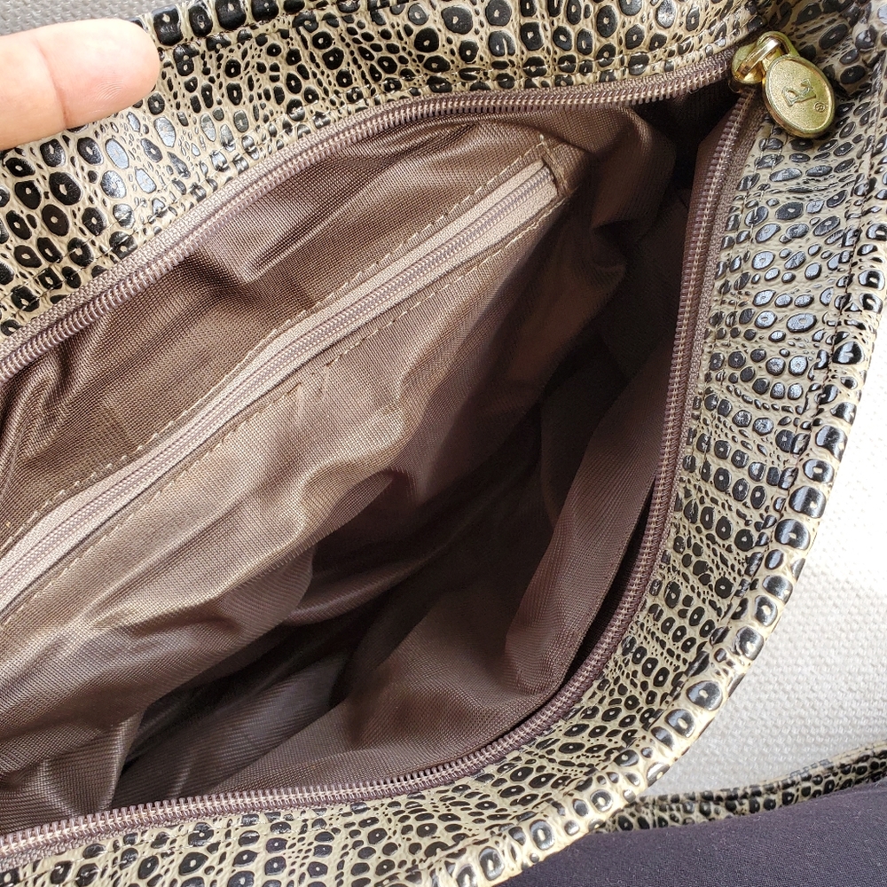 Purse - Picture 3 of 7
